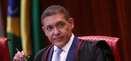 Kassio Nunes dá 24 horas para Meta explicar atuação de canal “Exército do Lula”