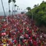 Multidão em ato pró-Lula se estende da Barra até o fim de Ondina, em Salvador